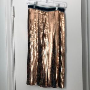 Pleated metallic and floral midi skirt